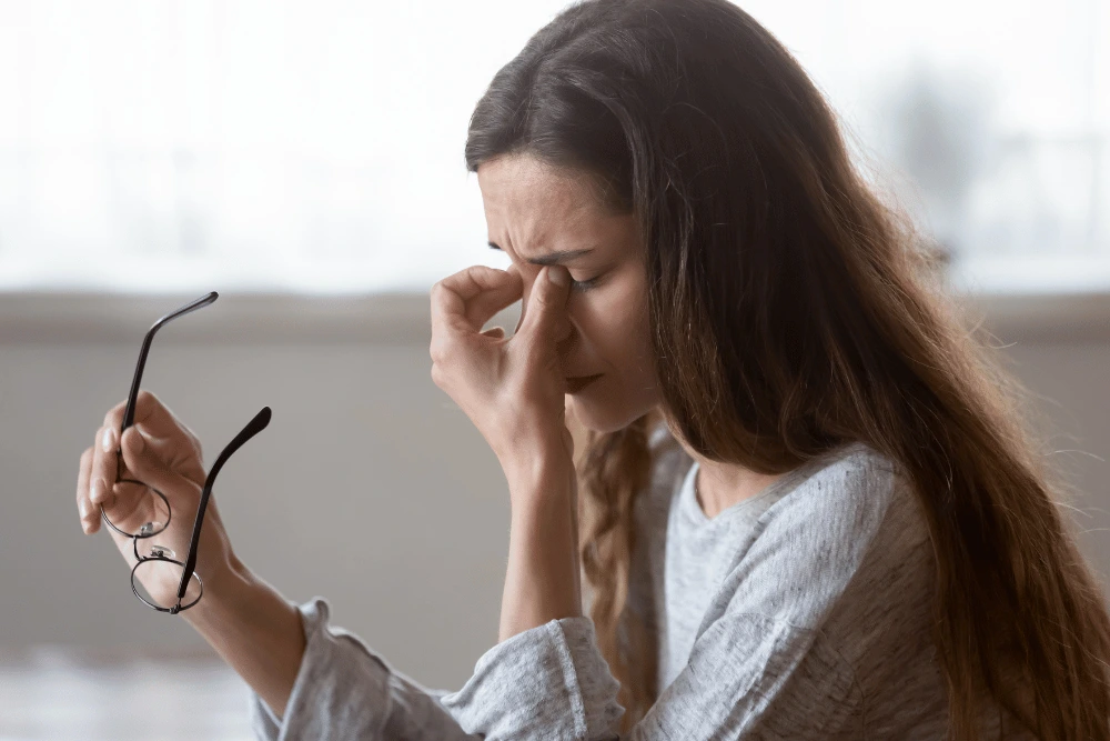 How to Fix Dry Eyes Without Eye Drops